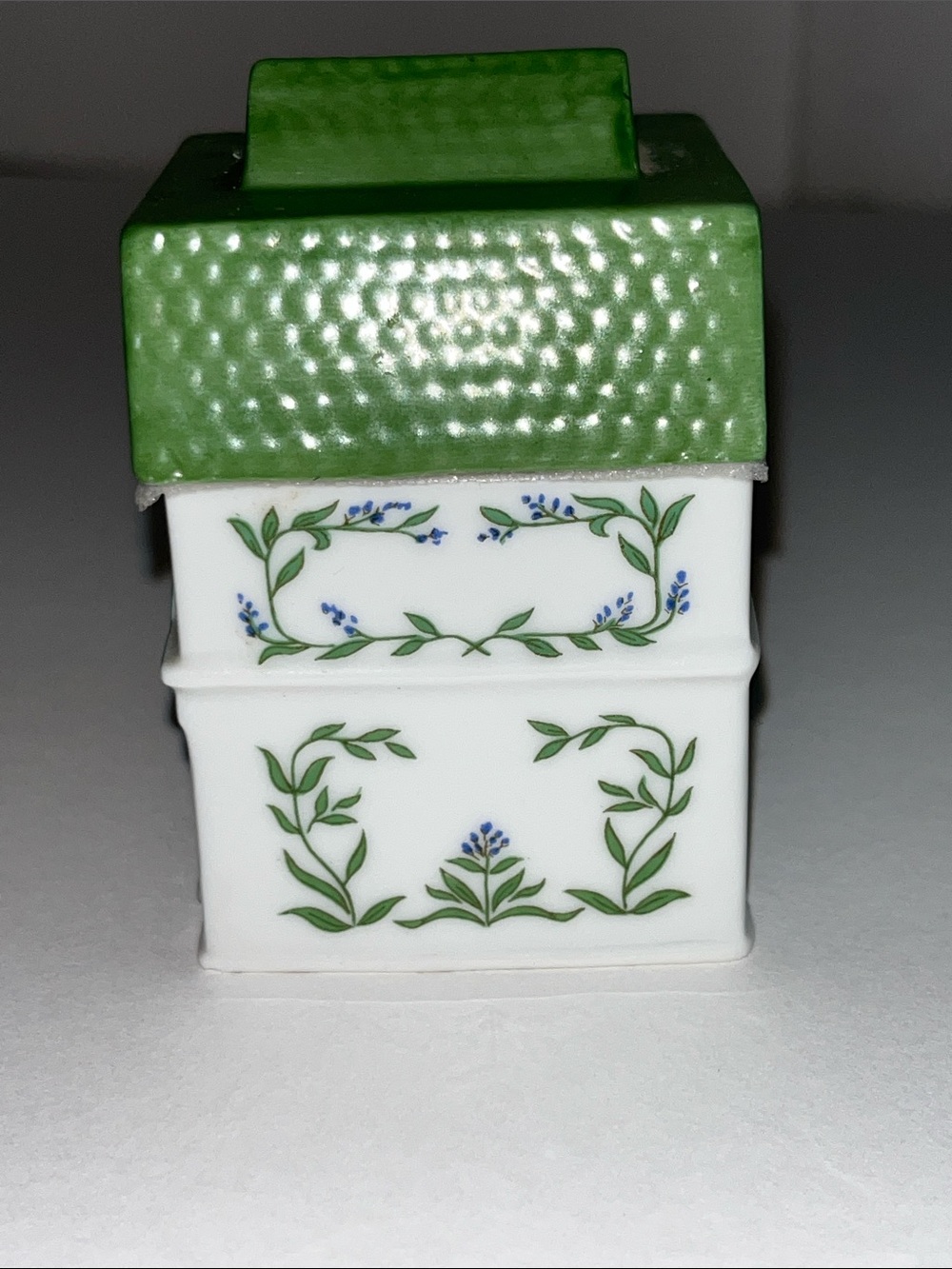 Lenox Tarragon Spice Jar House in Green, White, Purple, Blue - Picture 6 of 9
